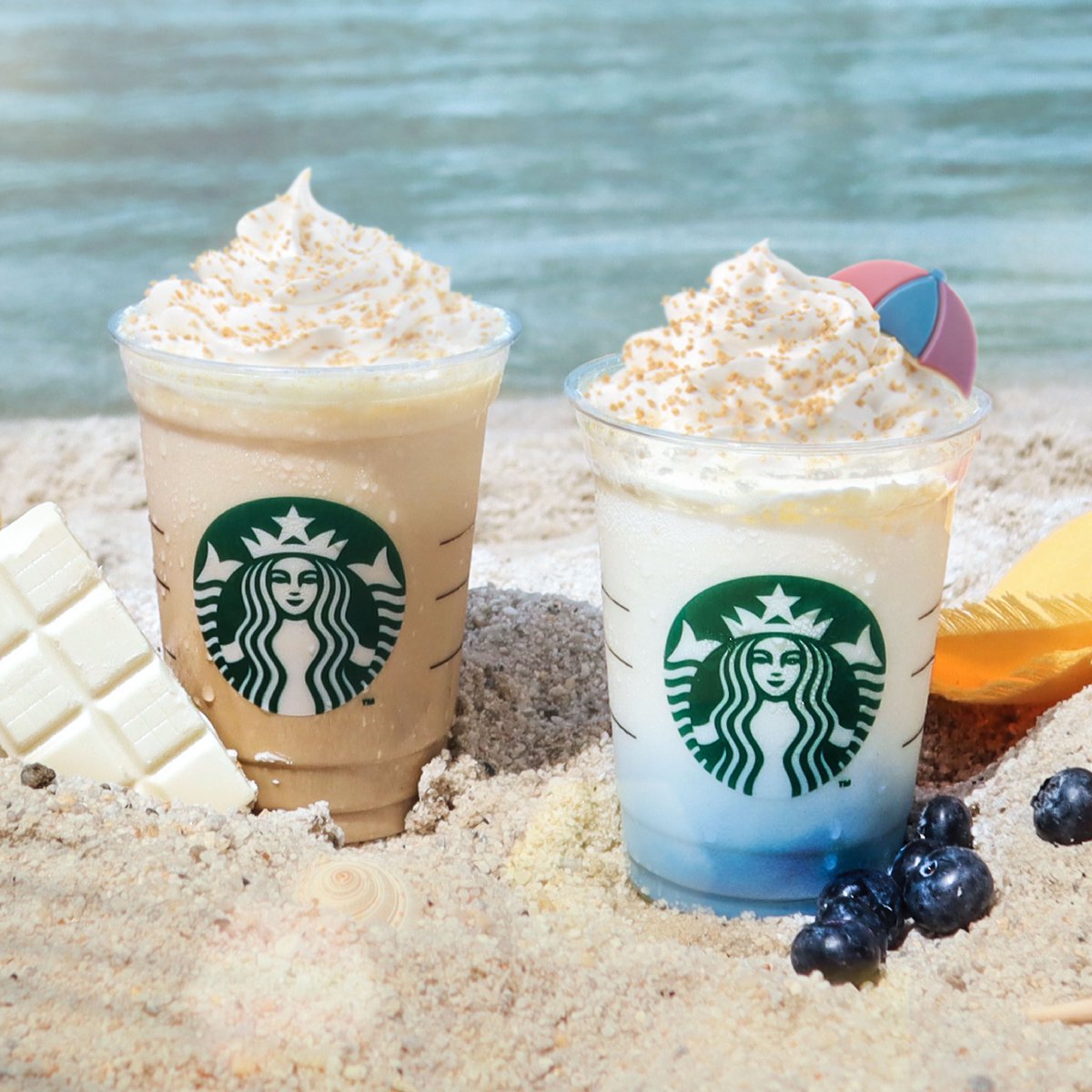 StarbucksMY's tweet image. 🗣 What time is it? Summertime! 😎

Seas the day with our all-new Strawberry Mango Jelly Starbucks M:LK Cream Oolong, Macadamia White Chocolate Latte, Seaside Macadamia White Chocolate Frappuccino and Mango On The Beach Frappuccino today!

#starbucksmalaysia #LetsSummer