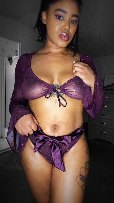 Good evening ladies and gentlemen 😘 https://t.co/UBsxB4Y7lc<a href="/tag/ebony"class="tags"><span>#ebony</span></a><a href="/tag/cream"class="tags"><span>#cream</span></a><a href="/tag/camgirl"class="tags"><span>#camgirl</span></a><a href="/tag/uncensored"class="tags"><span>#uncensored</span></a><a href="/tag/adultwork"class="tags"><span>#adultwork</span></a>