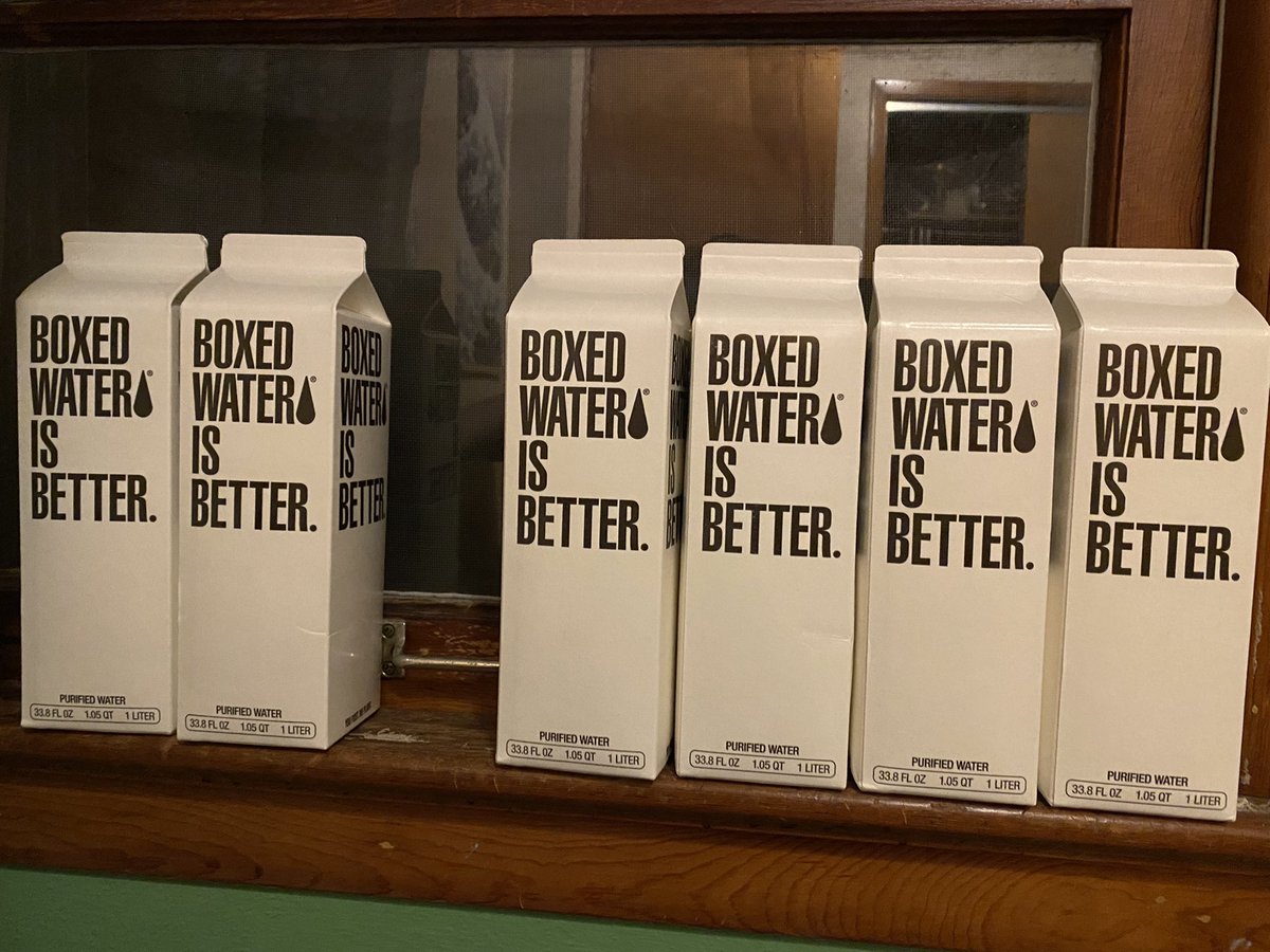 dummydumbmatt's tweet photo. #boxedwaterisbetter #betterplanet @boxedwater https://t.co/47RfQYNcNo