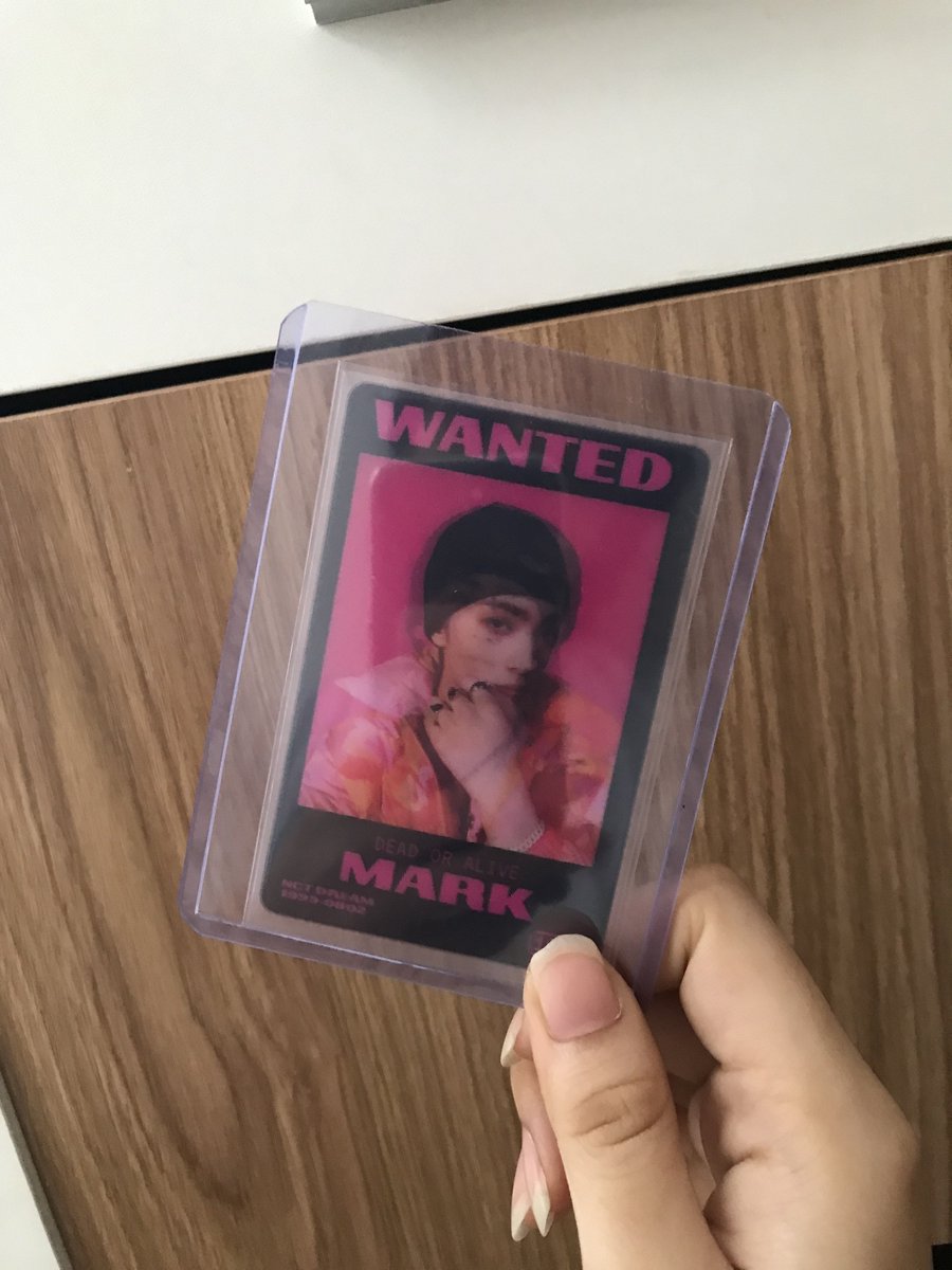 weolkart's tweet photo. wtt lft ph only 

have: NCT DREAM Chenle Scratch ver. pc &amp; Mark lenti Glitch ver. 
want: Haechan counterparts

• onhand
• own pulls
• clean and no visible scratches or dents

mod: direct j&amp;t https://t.co/za22ornv0q