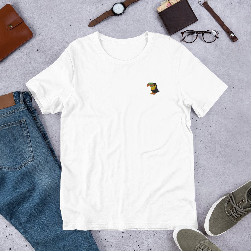 QRnft_eth's tweet photo. Congrats to @OneSm0k1njo3  On the @OneCanNFT  Giveway! Now you can rock your merch in style 😎 https://t.co/7EkxrYtxFu