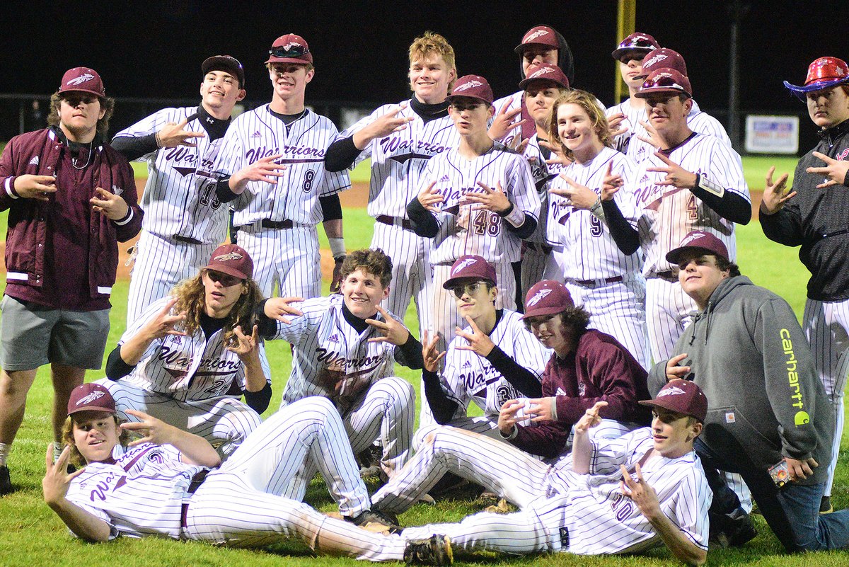 winfreyjake's tweet photo. COUNTY BASEBALL TOURNAMENT: West Point tops Fairview for 4th straight crown
https://t.co/9YxtjX0deP https://t.co/MFVQplLyBJ