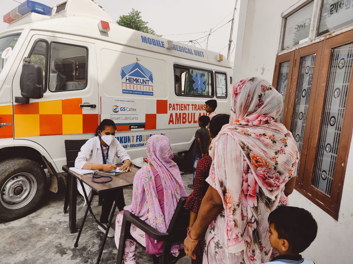 gscaltexindia's tweet photo. As part of our CSR initiative, we collaborated with NGO- Hemkunt Foundation for the project called “HF MOBILE 100” (Mobile Health Check-Up Vans). Through this initiative, we aim to support and aid healthcare and infrastructure in rural areas. 

#GSCaltex #SmartLubricants #CSR https://t.co/EkbFf2hYU8
