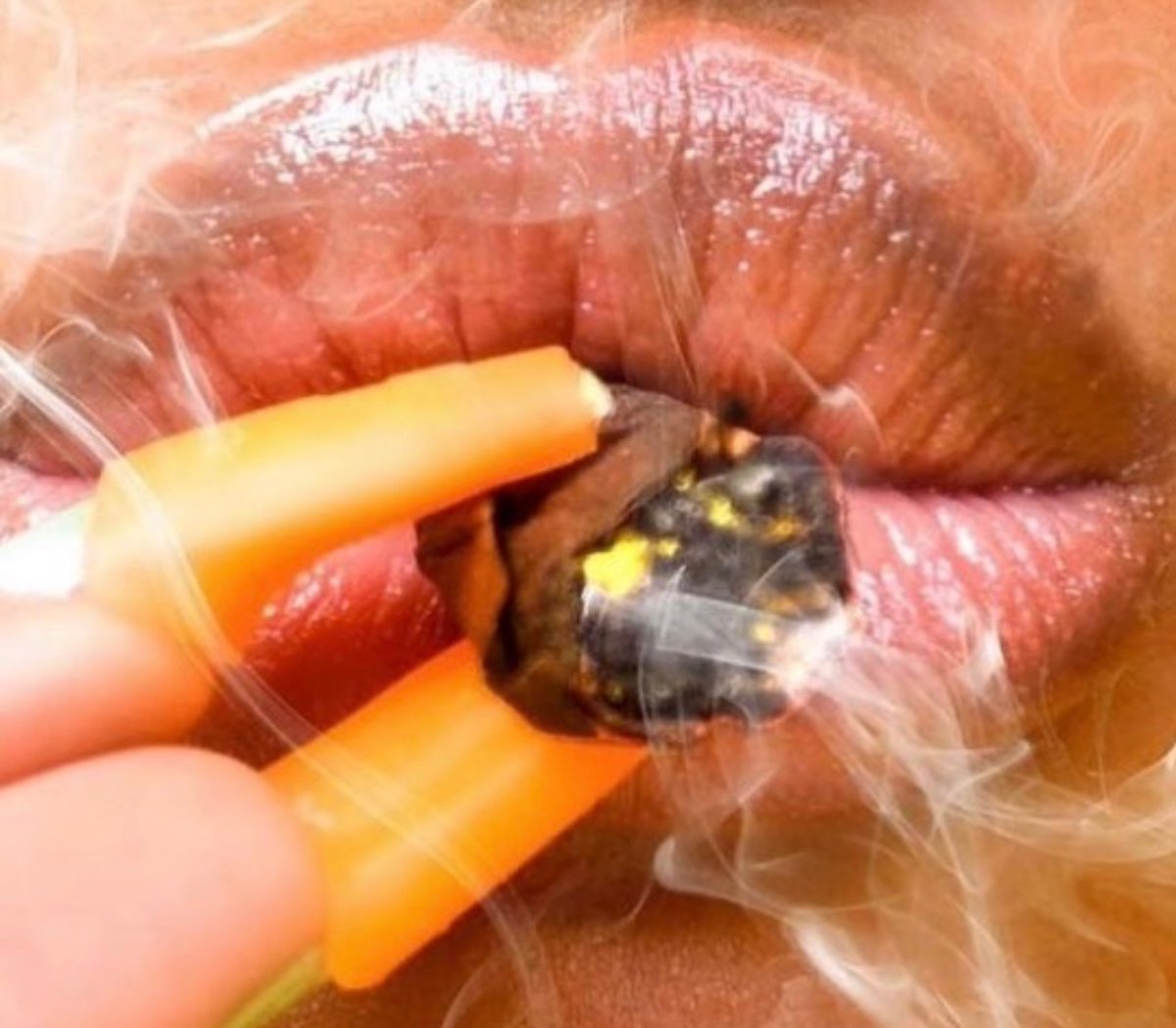 Designer High tweet media