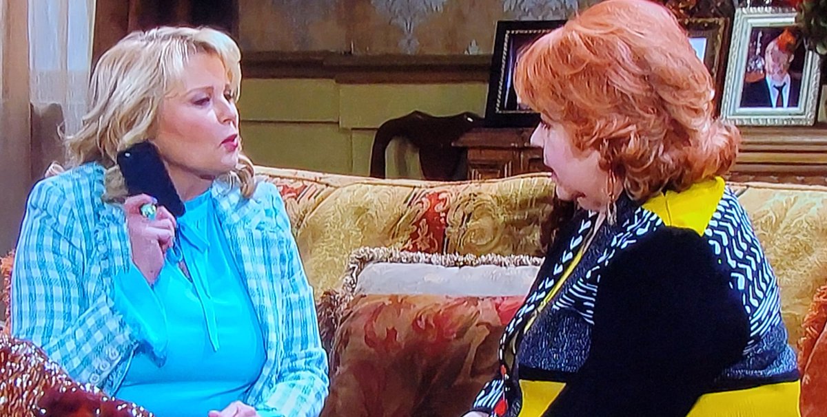 JvNegri78's tweet photo. I'm loving this friendship. I can totally see these two getting into some crazy hilarious adventures together. Their scenes are always so much fun. @patrikadarbo @TheJudiEvans #days #DaysOfOurLives @carlivatiron https://t.co/xNqo0h6tpy