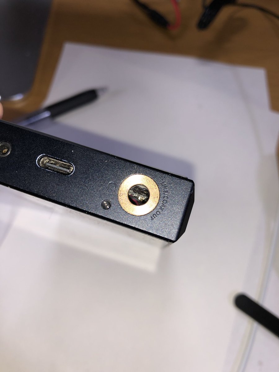 marine9017's tweet photo. Fiio m11 の3.5mmがどっか行った...

マジ？ https://t.co/dJ0rhcxbSA