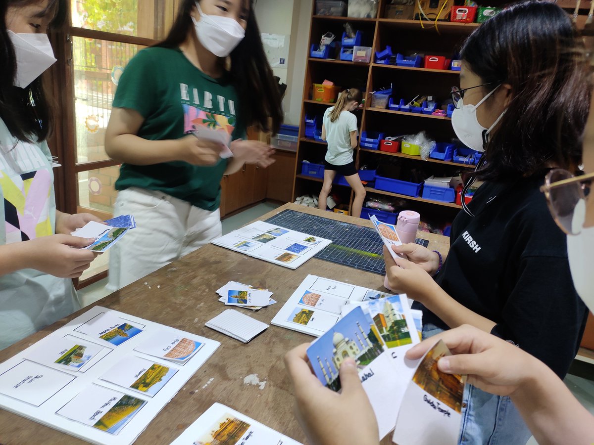 mathews_ram's tweet image. We've worked long and hard at creating board games that connect to &amp;amp; celebrate India. Games about festivals, 'Indiapoly', Monument trails #CreativityGoals ! Thank you ES for coming by to play #AISCElementary #AISCGrade5 #AISCIndianStudies