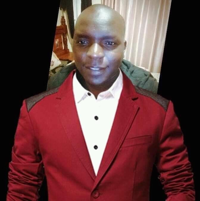 Spitcho7's tweet image. Morning everyone time to hustle first appointment today