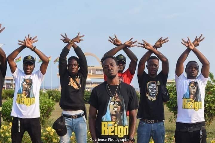 shattawalegh's tweet photo. We are the shatta movement and we don’t fear face .. if you do fuuuu we go do faaaaaa😂😂😂 https://t.co/S35sV2rP1c