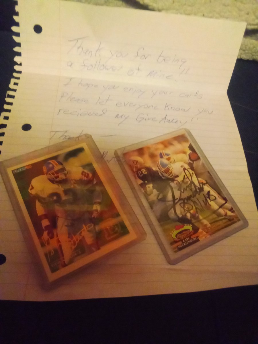 ytsjustin's tweet photo. Thank you so much @LennyMartens can't tell you how excited I was to open up the letter and get two of my favorite all time Broncos auto'd cards inside! Made my day! #BroncosCountry make sure to give him a follow!
#TheAlbinoRhino #TheSmilingAssassin
Go Broncos!!! https://t.co/wPyWKyC1T2