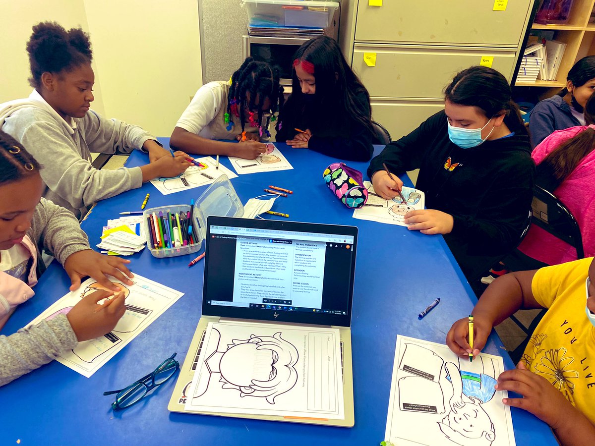 Helen Vega tweet media