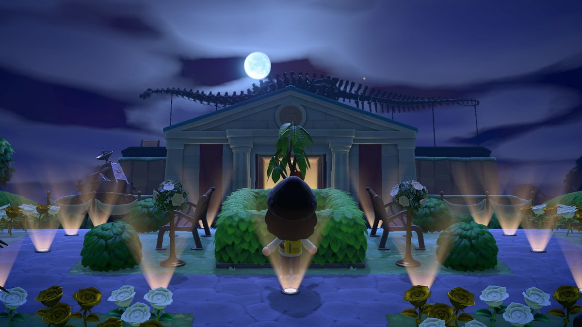 dreamercrossing's tweet photo. Love how this looks at night! #AnimalCrossing #ACNH #NintendoSwitch https://t.co/KkmE92x69I