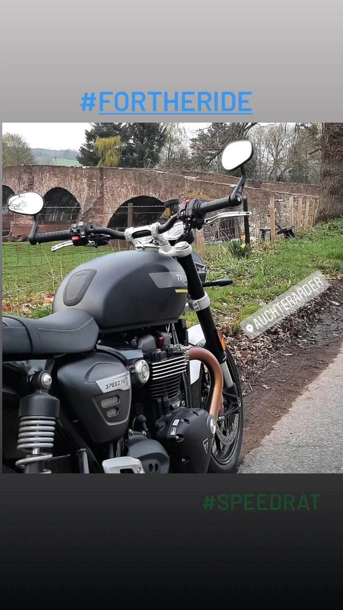 keepitcooking1's tweet photo. Evening ride outs after work ... #fortheride #SpeedRat #monday
#MondayMotivation #Riders #BIKER #bikestagram #bikepics #triumph #SpeedTwin #Bonneville #caferacer https://t.co/OnVYT42grc