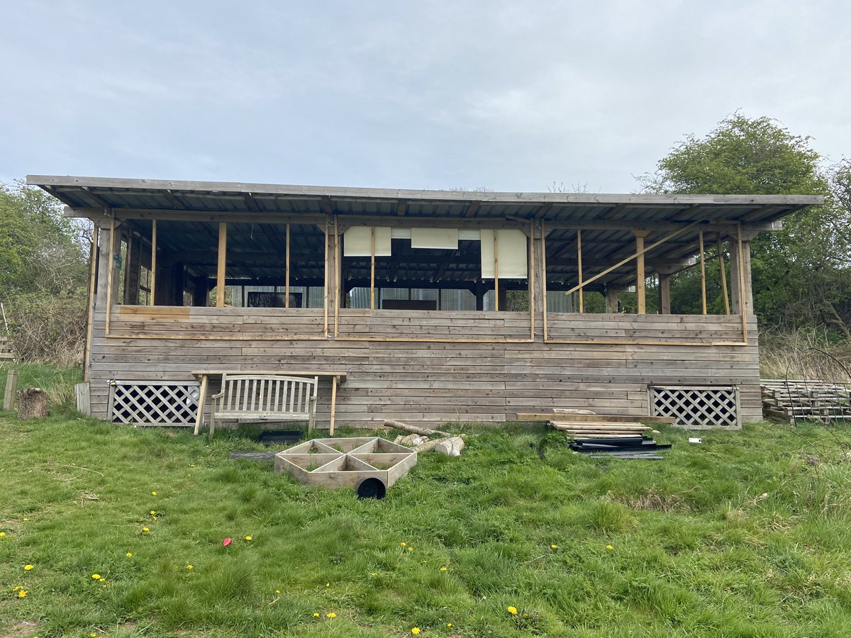 AdlardForest's tweet photo. Can you spare any amount of your time to help repair our amazing outdoor classroom 🙂 https://t.co/bgbfoJsgIc