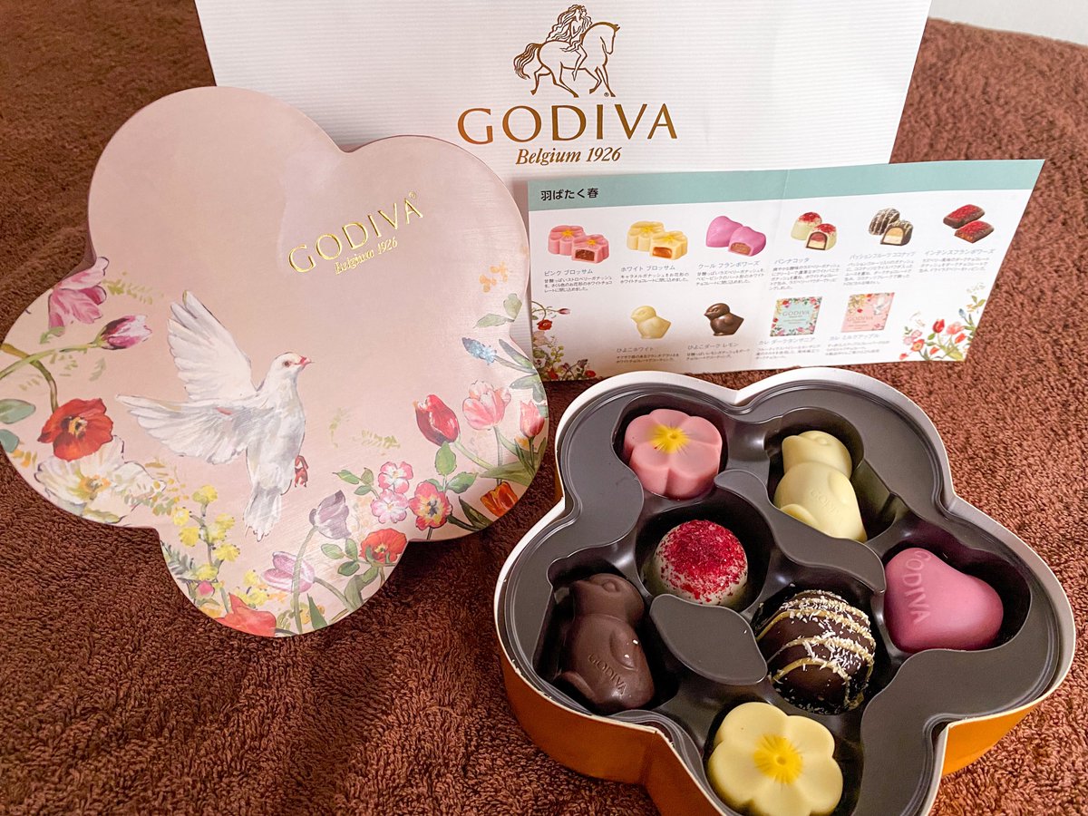 お客様に差し入れいただきました！老舗の濃厚チョコ🍫パッケージも洒落てて中身もちろん美味しいしペロリ😋ありがとうございます✨