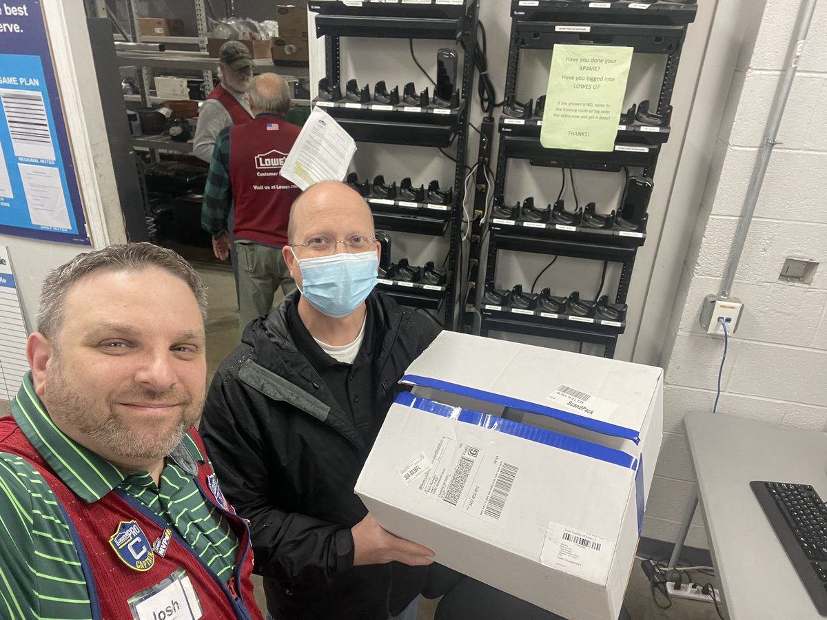 Congratulations to Stephen MSA manager for celebrating his 15 year anniversary! <a href="/1290Lowes/">Lowes District 1290</a> <a href="/finchamMST1290/">Jody Fincham</a> <a href="/JoshWilner/">Josh Wilner</a> <a href="/BlueBoxR1/">@BlueBoxR1</a> <a href="/BenitoKomadina/">Benito.Komadina@Lowes</a> <a href="/BellAnyae/">Anyae Bell</a> <a href="/ShuellWilliam/">William Shuell</a> <a href="/MYoungsonLowes/">Michael Youngson</a>