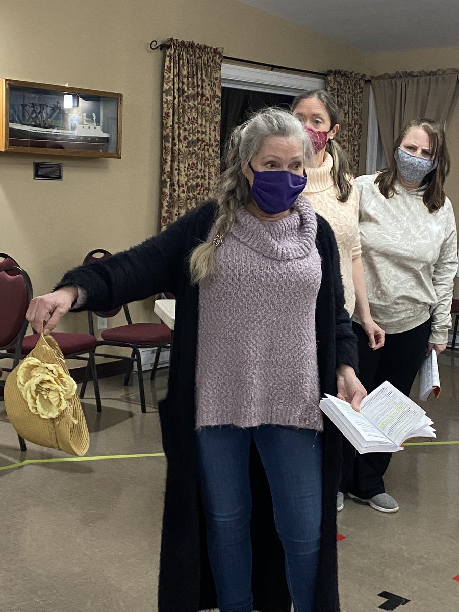 TheatreCBS's tweet photo. It may be a murder mystery, but The Hollow also features Christie’s comic grand dame, Lady Lucy Angkatell. Here’s Jacqueline Cook brining her to life in rehearsals this week,
Mark your calendars. June2-4 in @TownofCBS https://t.co/6cIabyJ5d6