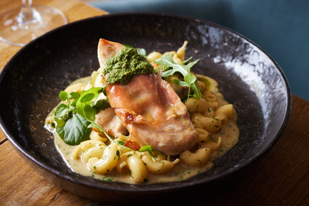 Lewinnick Lodge tweet media