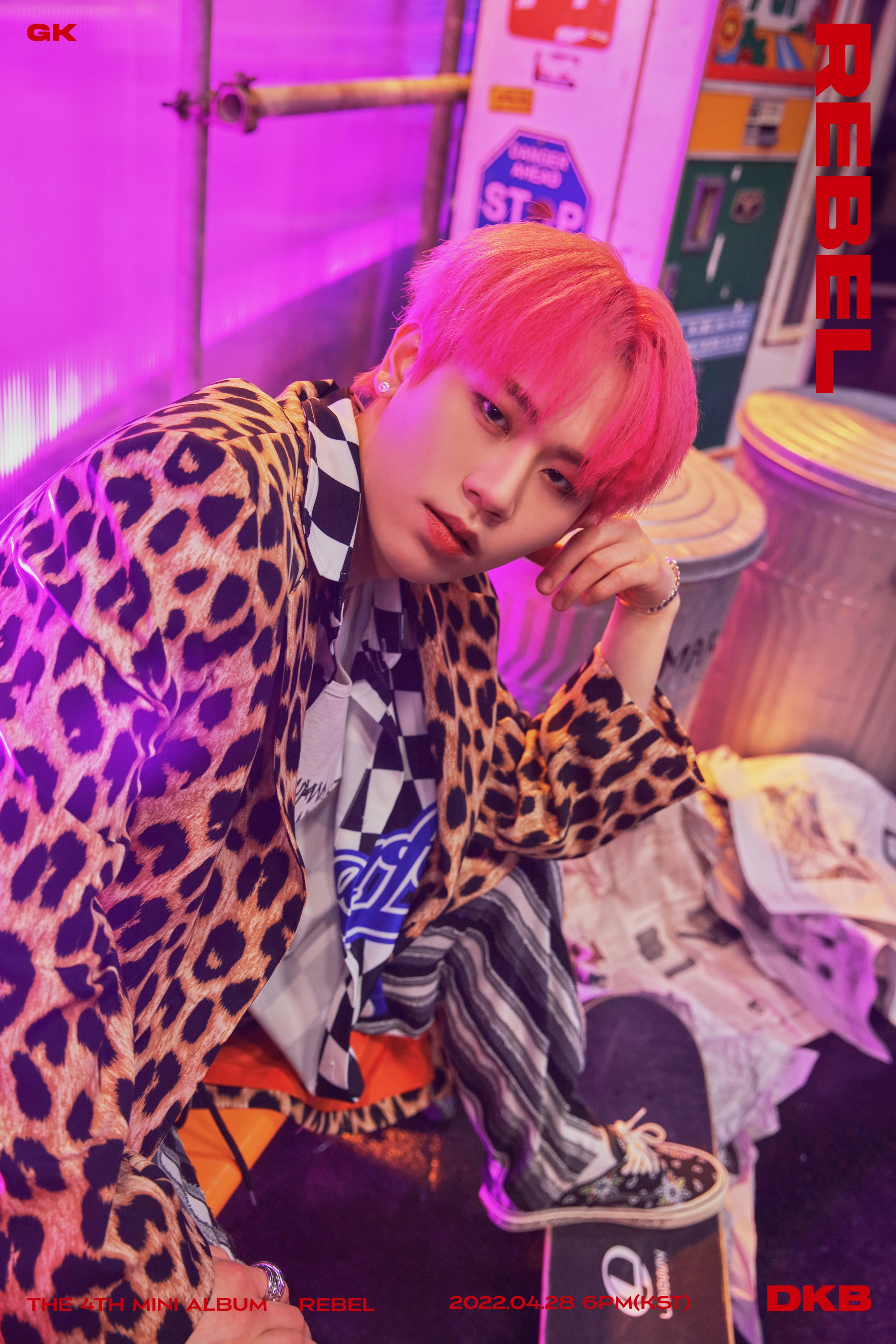 FQsDc4UaMAIk-8P?format=jpg&name=4096x4096