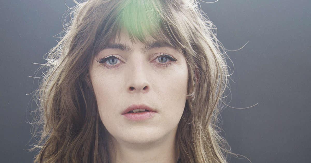 De Fishbach à Mathilde Fernandez, des chanteuses dans les pas de Mylène Farmer telerama.fr/musique/de-fis…