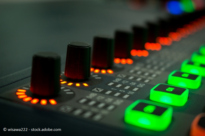 Podcasts, die Sie hören sollten❗️
. Smart ausbilden: #Ausbildung 4.0 im Handwerk @Q40_Suedwest
. reingehoert: #Fachkräfte|mangel <a href="/SibylleStippler/">Sibylle Stippler</a> @BAP_Berlin
. potenziaLLL: Kulturelle #Bildung in der beruflichen #Weiterbildung <a href="/wbweb_de/">wbweb_de</a> @HinterdieDinge 
▶️wdb-brandenburg.de/news_detail.31…