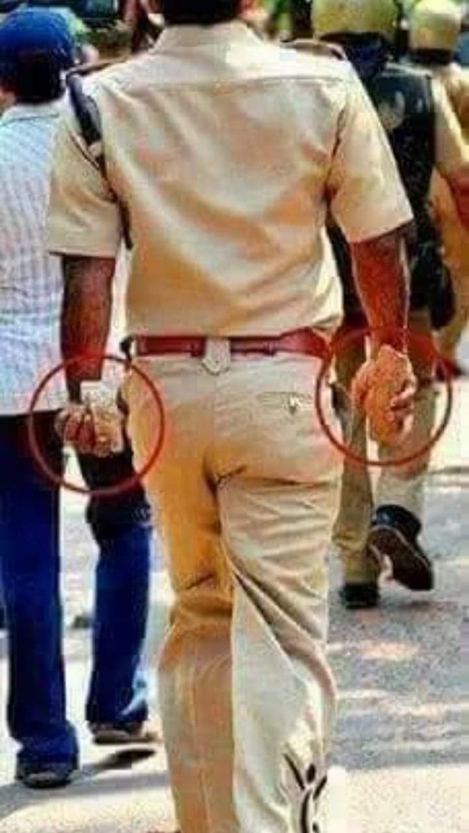 तेरे कोतवाल, तेरे मुंसिफ, तेरी ही हुकूमत है,
तू बता अब तेरा कौन सा जुर्म सर लूँ अपने।
