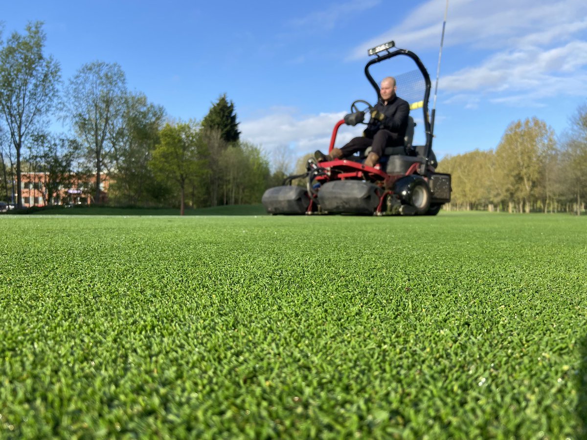 birchwoodgreens's tweet photo. The start of another 4 day week, so plenty to get done, greens freshly cut this morning @Birchwood1 rough being cut, stump grinding and dry cuts this afternoon. https://t.co/Om4EVJIyD1