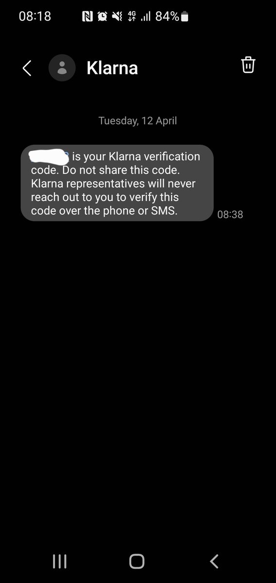 BookiC's tweet photo. @AskKlarna I keep getting these messages but have never used you. Contacted you before and you denied any messages had been sent. This time I have a screenshot. Someone is trying to use my details to fraudulently get credit. https://t.co/Mlb0T1dhQh