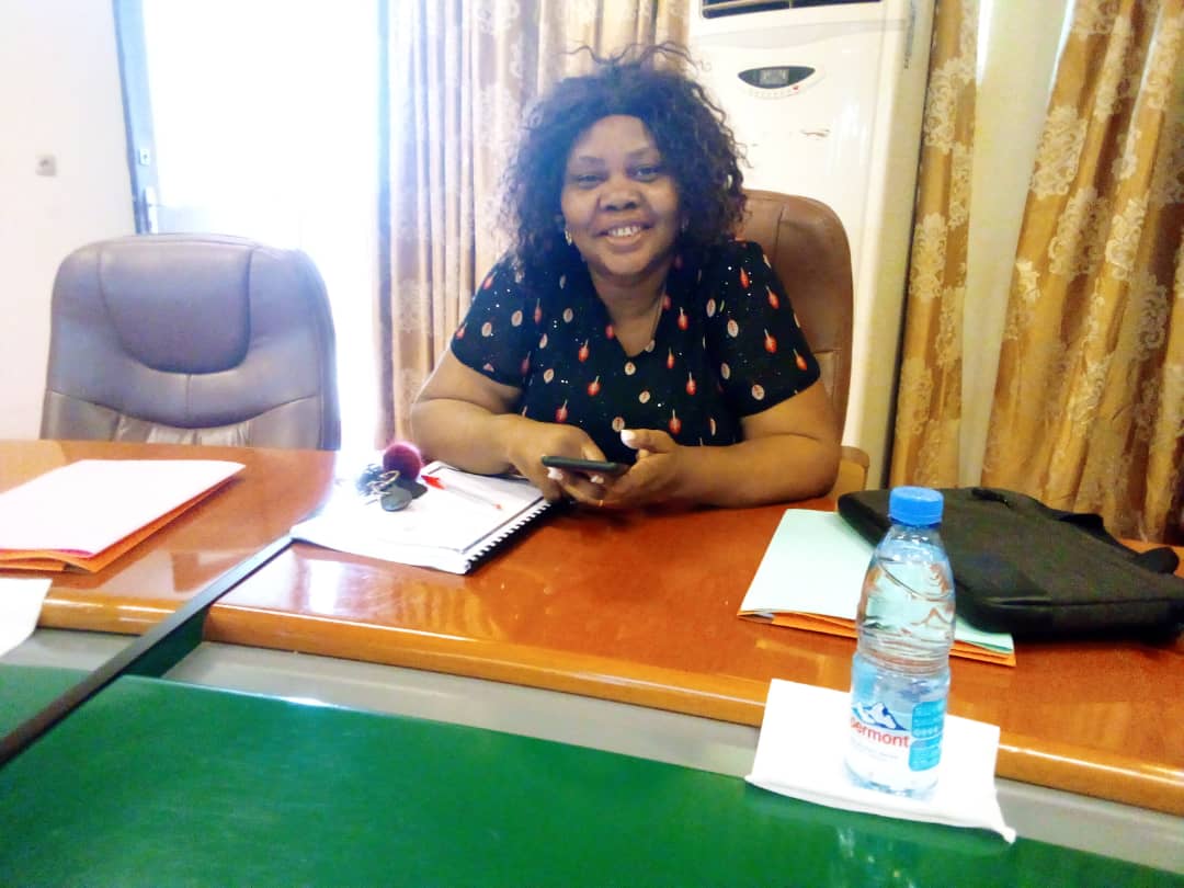 PPedagogique's tweet photo. Ces travaux réunissent en deux jours des participants en présentiel à l'Ecole normale supérieure de l'université de Yaoundé I et en visioconférence depuis Bangui, Ndjamena, Paris et plusieurs autres villes. @PPedagogique est une contribution au @KIXAfrique21 https://t.co/ZCLdyrIJJv