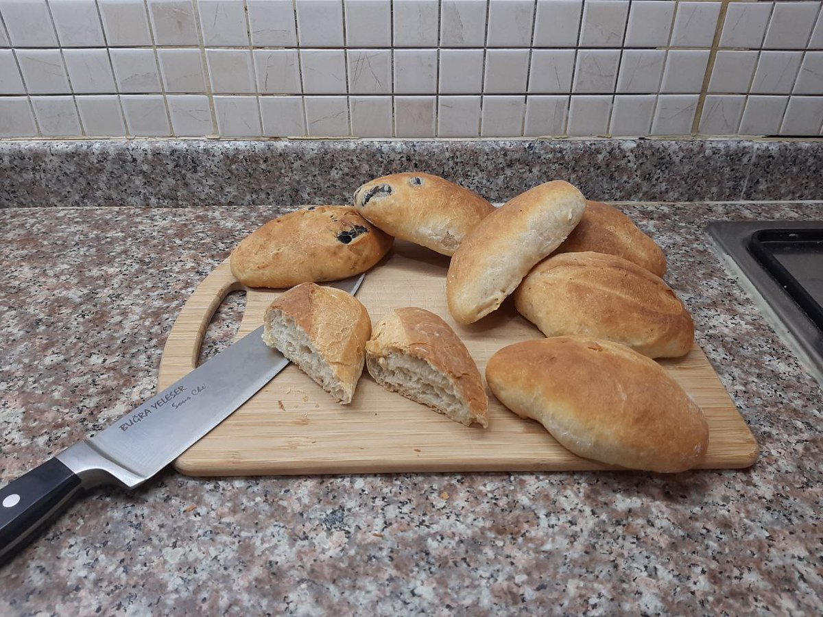 Ekmek Bazlama Yapımı Kursumuz açılıyor. Dünya ekmeklerini tanımak ve nasıl yapıldığını öğrenmek için sizleride kursumuza bekliyoruz. Kayıtlarımız devam ediyor.
<a href="/tcmeb/">Millî Eğitim Bakanlığı</a> <a href="/yilmaznazif/">Nazif Yılmaz</a> <a href="/sdulger43/">Sabahattin DÜLGER</a> @hayatboyuailesi <a href="/zuleyhaaldogan/">Züleyha Aldoğan</a> <a href="/ismailbas67/">İsmail BAŞ</a> <a href="/GokhanIncirciog/">Gökhan İNCİRCİOĞLU</a>