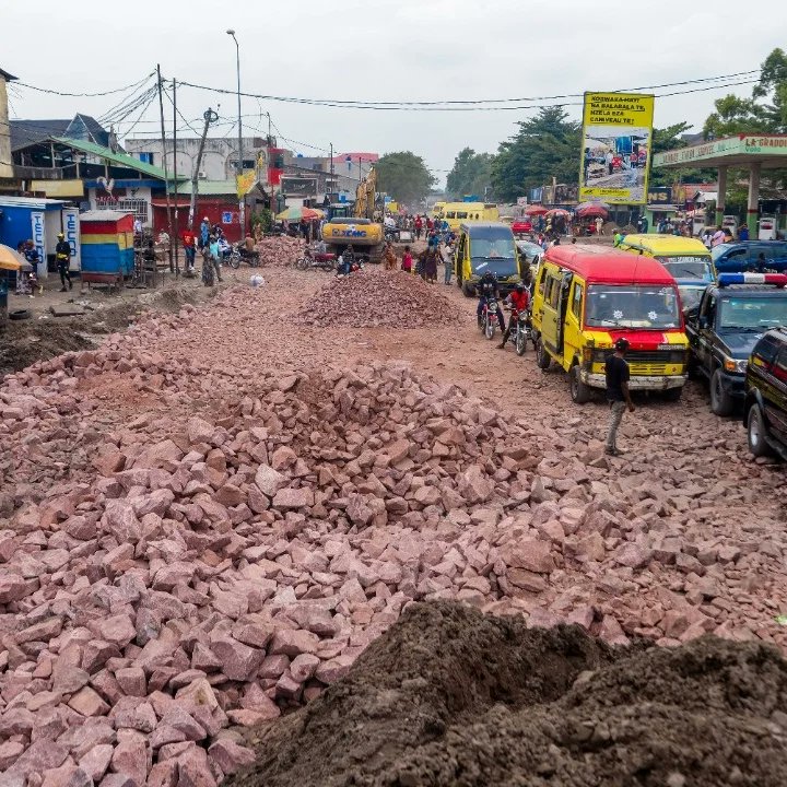 ABCsarl_rdc's tweet photo. L'avenue Kimwenza, dans la commune de Kalamu n'a pas été épargné. Nous sommes en pleine exécution des travaux. #Kinshasa #RDC https://t.co/8s4dIfIMD1