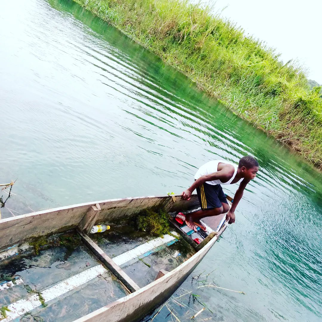 DenisYombo's tweet photo. Site touristique naturel de LUKELENGE🏝️
Situé à 15 kilomètres de la ville de MBUJIMAYI à coté de la brasserie Bracongo et de la gare routière de la SNCC, il offre un cadre idéal de détente, malheureusement abandonné.
crédit 📸 @DenisYombo
@leParrainRDC @CongoYaBiso_ @sidis_samy https://t.co/zusu6gnp6A