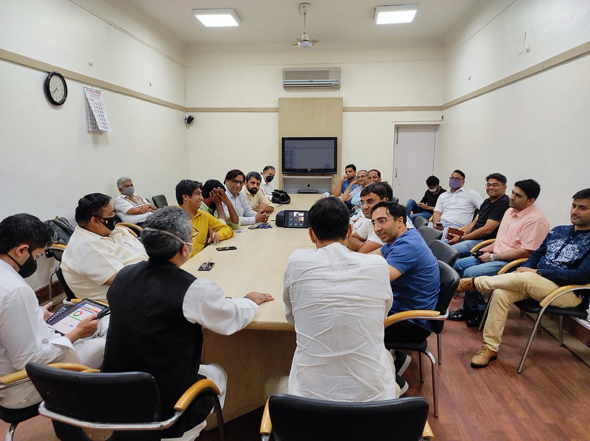 dikshit_prakhar's tweet photo. Fellows of @DelhiAipc had a brainstorming session with @SalmanSoz Dy CP AIPC @AalimJaveri COO AIPC @dubeyamitabh @prashantk_dubey @RS_dilli 
At @INCIndia headquarters
Lots of changes coming ! https://t.co/TGAK5Du1Z0