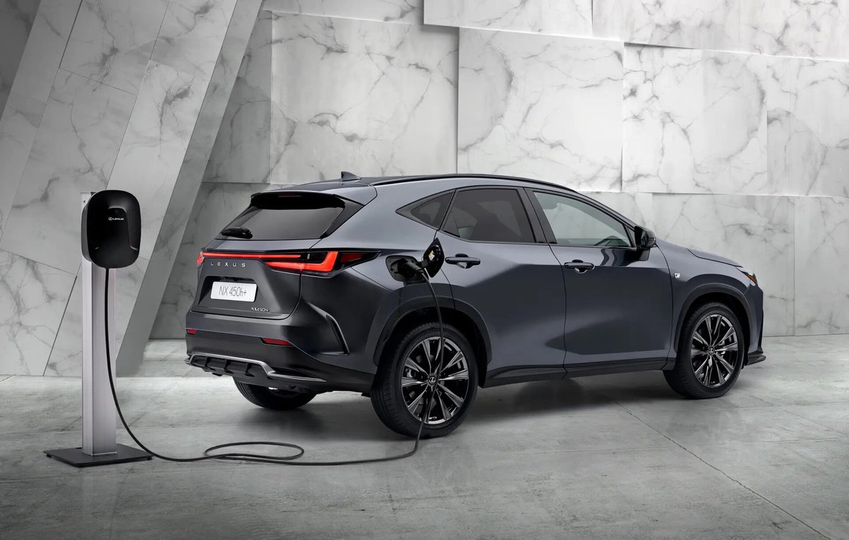 lexusmadridsur's tweet photo. El Lexus #NX de última generación añade una variante #híbrida #enchufable con sello CERO. https://t.co/2xOO1zGU69