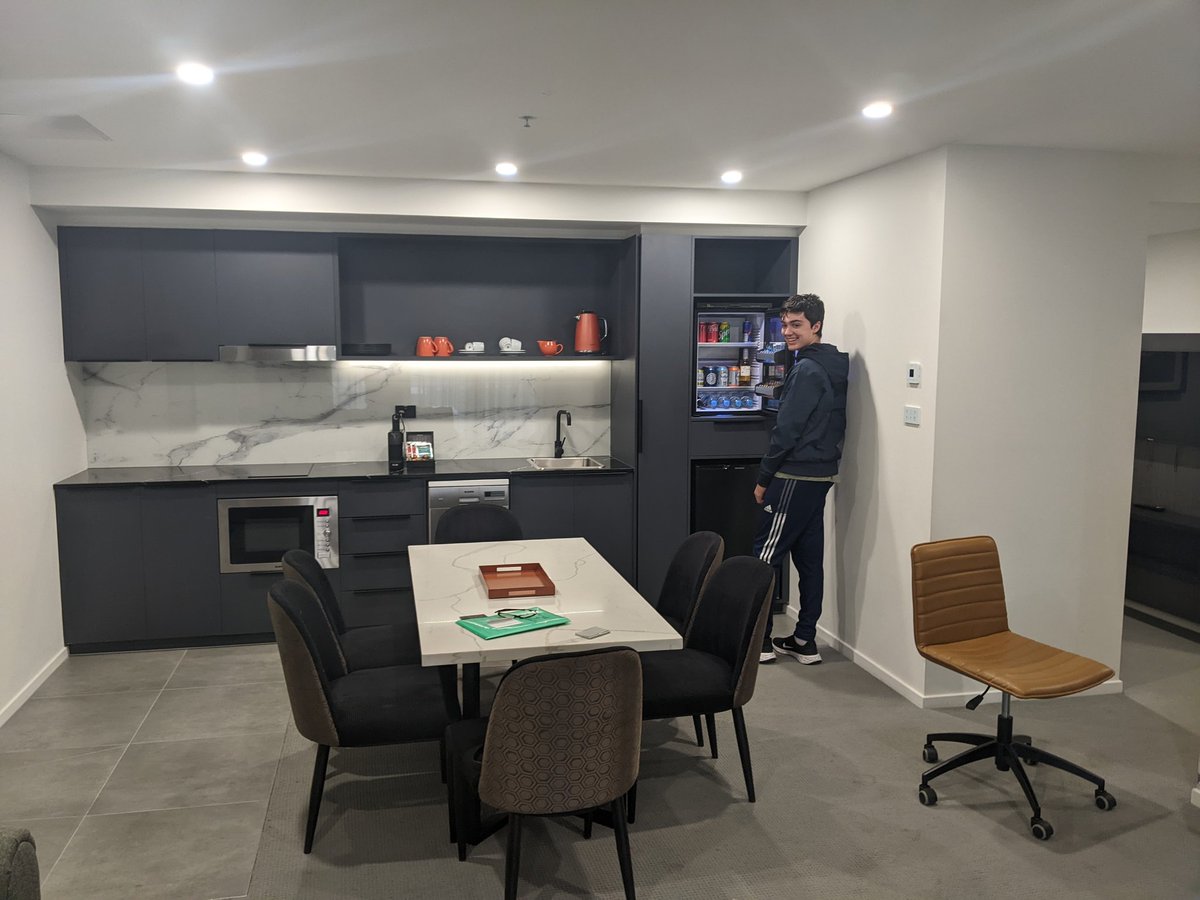 Zimmer4mp's tweet photo. Short stay in Canberra. Deco apartment with 4 TV's.
Lounging on the balcony watching the office workers next door.
Kitchen with No No No mini fridge.
Lounge space big enough for 7+.
Big tick for the family researcher.
MPZ https://t.co/TpwUTGvQXD