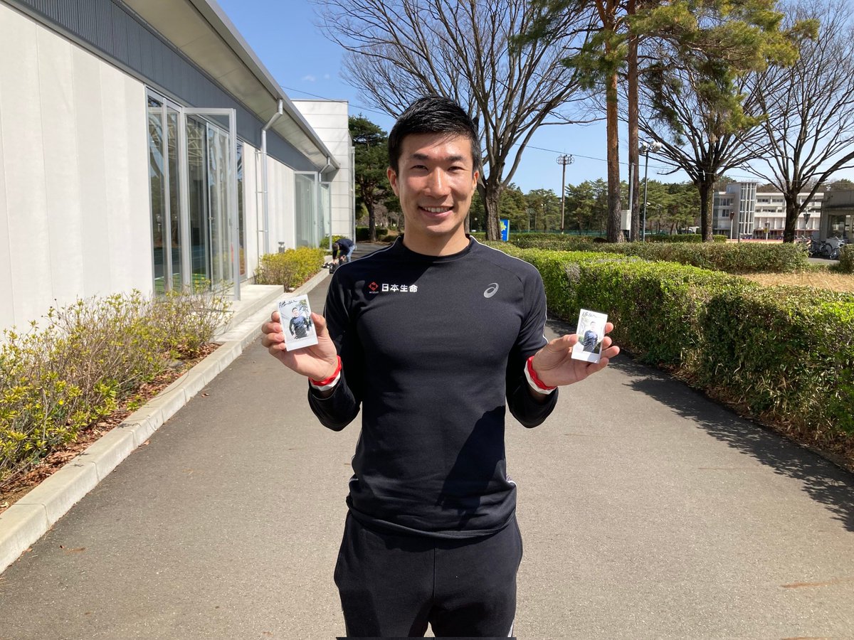 Getsuriku's tweet photo. 【プレゼント🎁✨】
月陸5月号でインタビューに応えていただいた
#桐生祥秀 選手（日本生命）
サイン入りチェキを2名様にプレゼント!!

●応募
月陸Twitterをフォロー&amp;リツイート
記事の感想や応援メッセージの引リツで当選確率アップ!?

4/28 18時〆
当選者にはDM致します！ https://t.co/rCP2Gxjojg