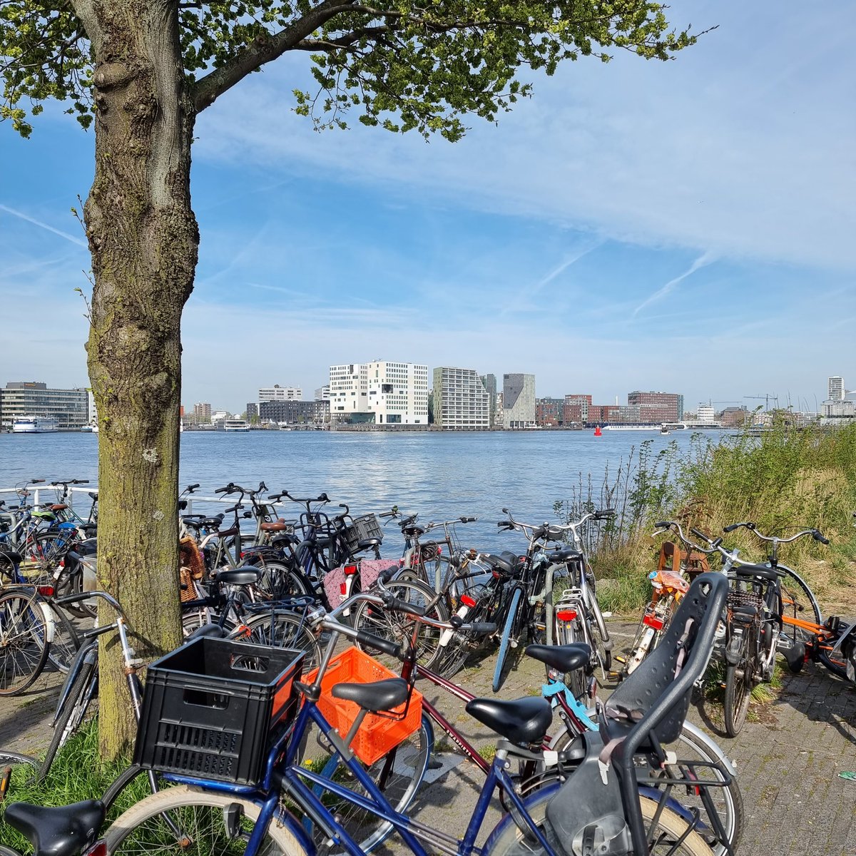 tkstanczak's tweet image. At #Devconnect #Amsterdam with #flashbots @OilerNetwork @nethermindeth !