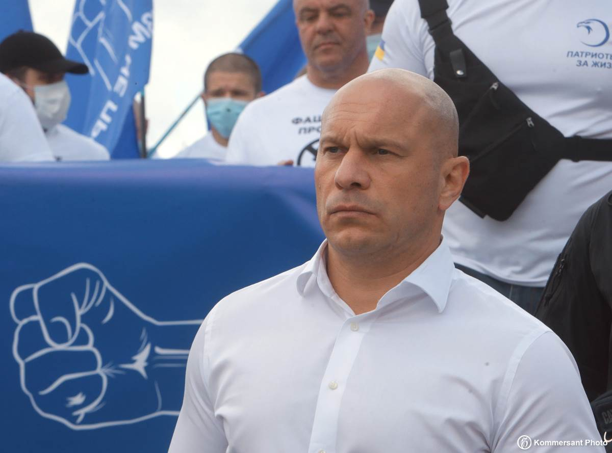 Фото украинского политика кива. Илья Кива. Экс депутат Кива. Илья Кива скандалы. Илья Кива дети.
