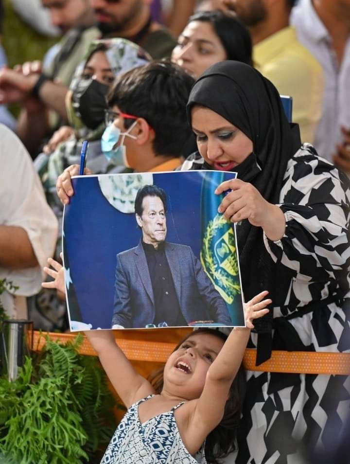 SabirAbbasi_AJK's tweet photo. Feeling proud to be a part of your vision. You're the true inspiration of our nation and a roll model for the youth  love you kaptaan
#امپورٹڈ_حکومت_نامنظور https://t.co/O3klIAQIMN