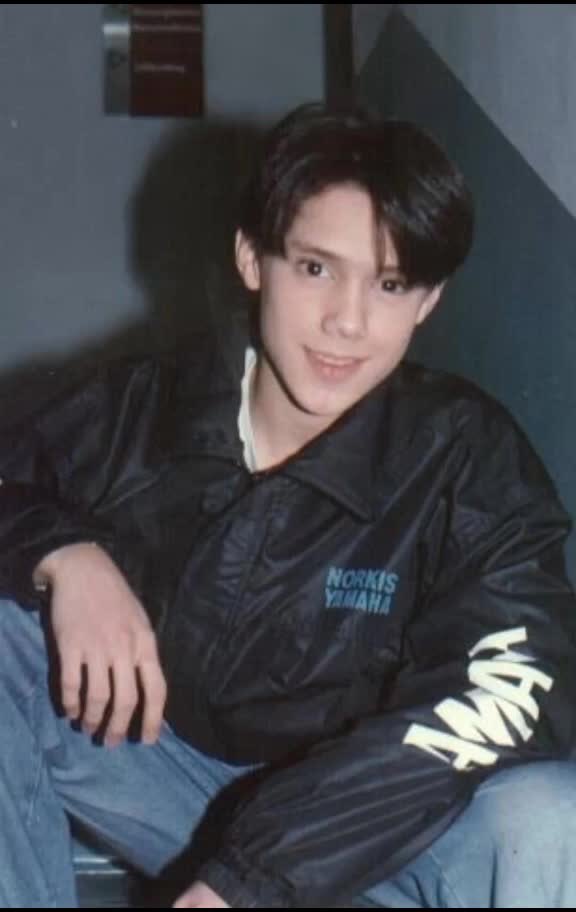 90sY2k_ph's tweet photo. Forever crush ❤️

Pretty sure you've kept a poster of Patrick Garcia in your bedroom 😂

#PatrickGarcia
#AngTV https://t.co/TkFTmI0sUw