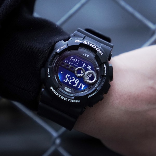 vertical_garage's tweet photo. 【J.S.B. × G-SHOCK】
オンラインでは完売しておりますが、店舗にて販売中です❕
店舗通販も承っております☎
ご来店・お電話お待ちしております。
※数に限りがございます。
【SHOP LIST】
https://t.co/81ZTdjPJS7
#jsb
#verticalgarage
#GSHOCK
#山下健二郎
#腕時計
#時計
#GD100 https://t.co/VCSUdzUxLL