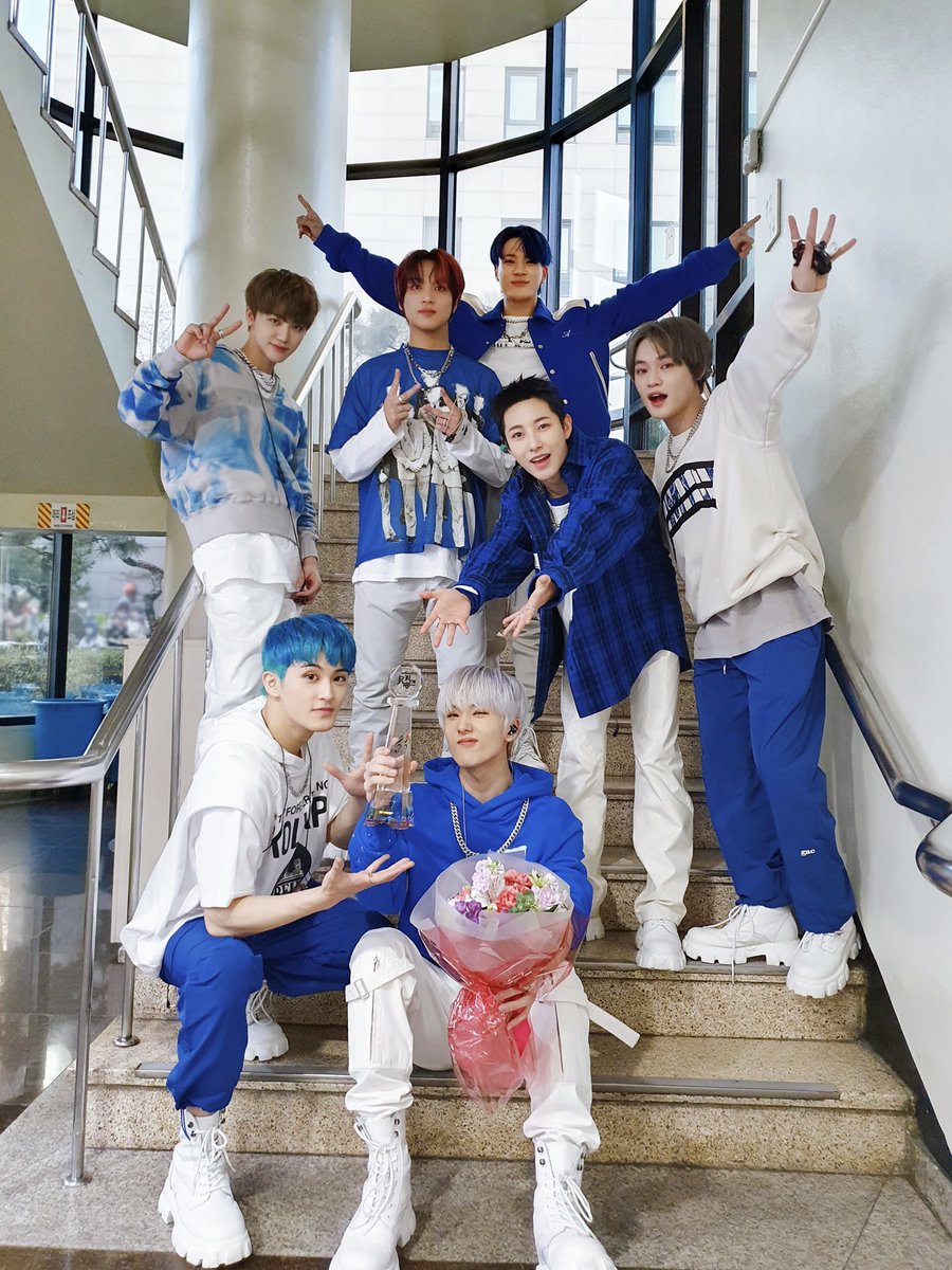 7DREAMVT_INA's tweet image. Hello dreamzen! We made a new deal with @Missypromotes who will send us $50 for 5K likes and follow❗No runtime❗

✅ Like this tweet
✅ All like must be following @Missypromotes
✅ Drop your proofs

Rt for spread it!

This funds will be used for NCT DREAM's Further Activities ✨