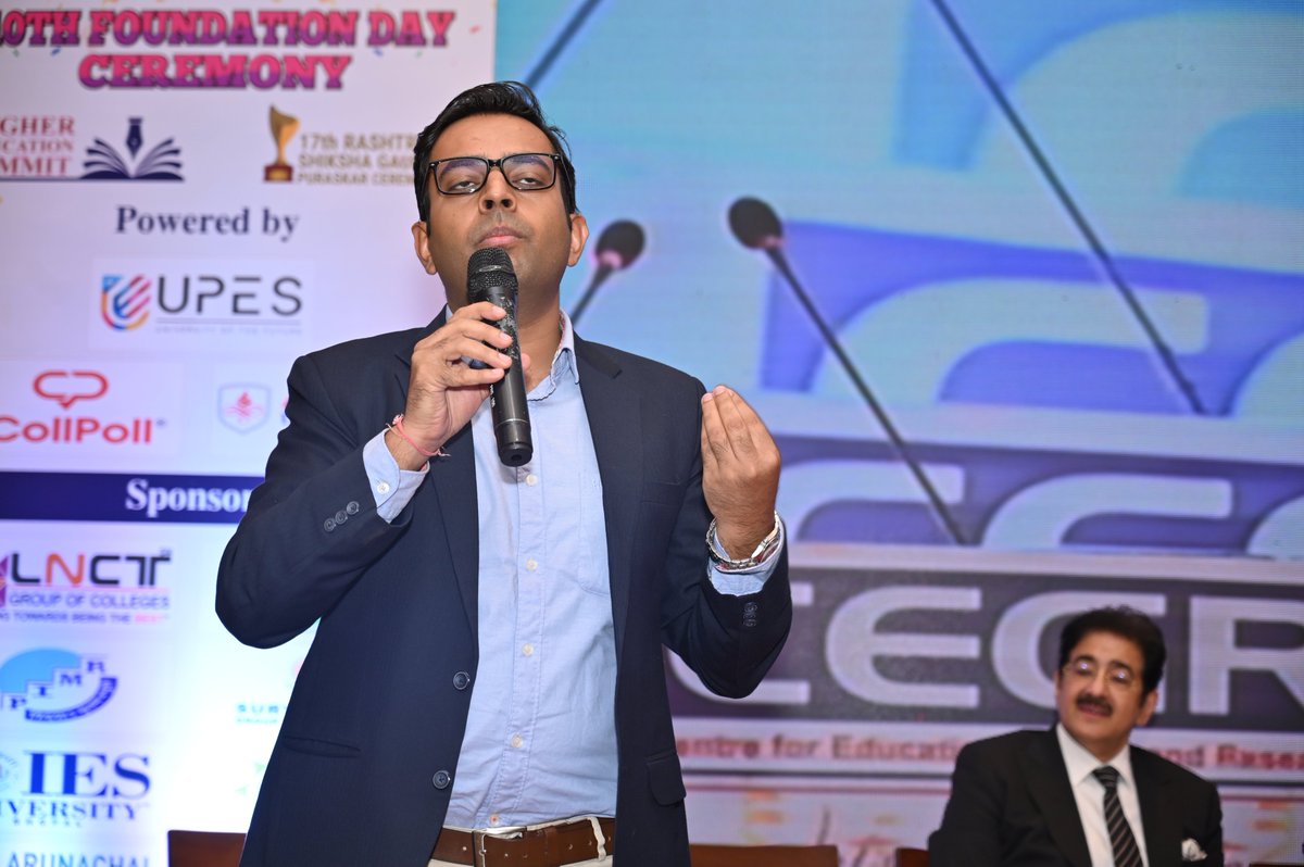 cegrindia's tweet photo. Mr. @sahalhemant, Founder and CEO, @CollPoll addressing the CEGR 10th Foundation Day Ceremony cum 10th Higher Education Summit on 18th April, 2022 in Ball Room, Hotel Shangri La's, New Delhi.
For details, please visit https://t.co/j14u28up2n #CEGR #CEGREvent #10thFoundationDay https://t.co/v8J1TCQb3S