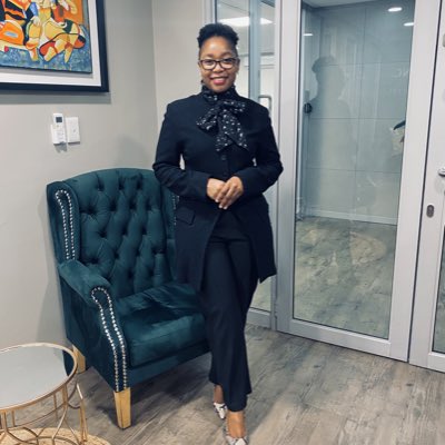 CathMakibelo's tweet photo. #NewProfilePic https://t.co/HRtR61fJ6D