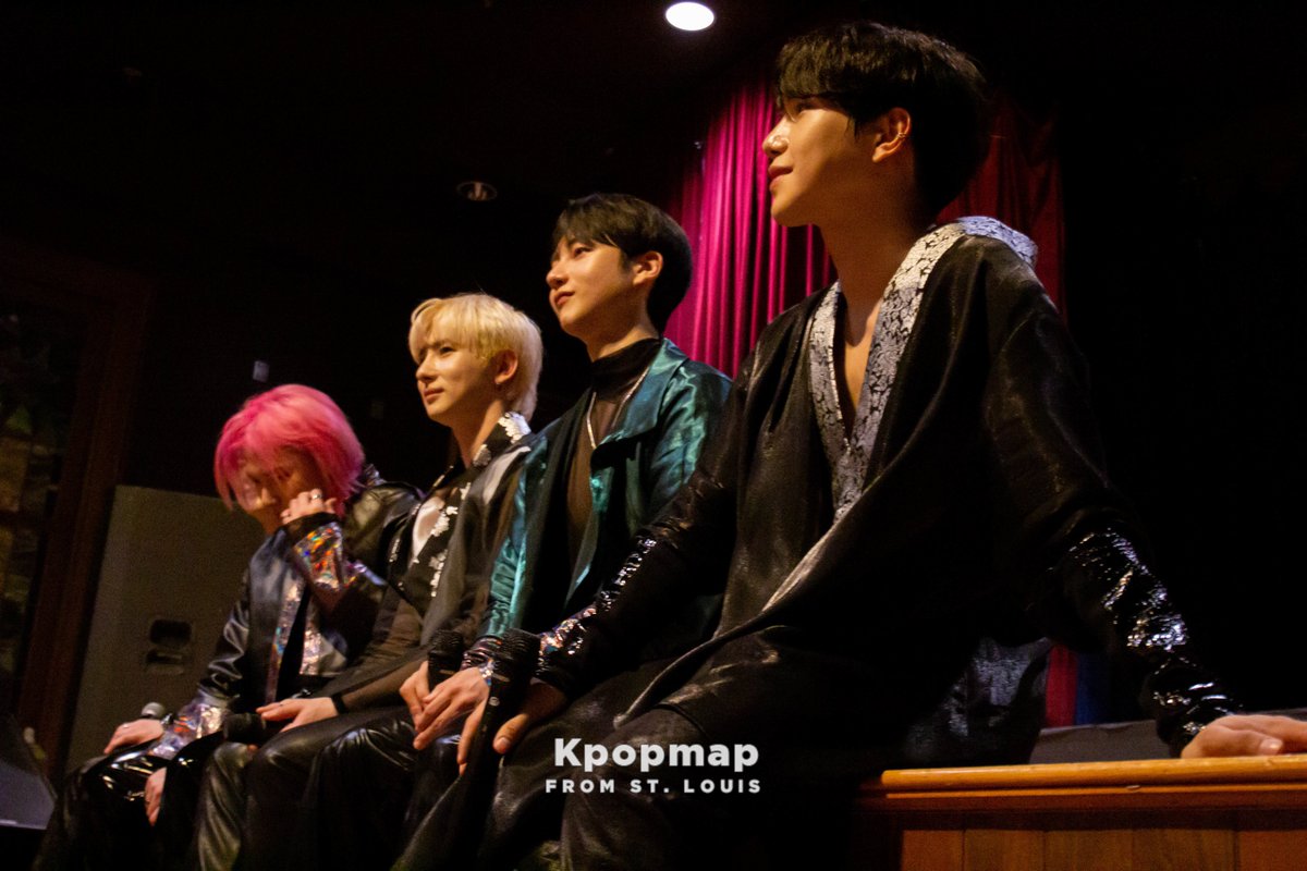 Kpopmap's tweet photo. Check out these exclusive photos taken by Kpopmap at the #MustB in St. Louis fan sign and concert!📸
See the rest of the photos at the link below⬇️
https://t.co/RrfTPHF4xZ
#MustBInStLouis #MustBStL #DolceSession https://t.co/jJnkW4zKxB