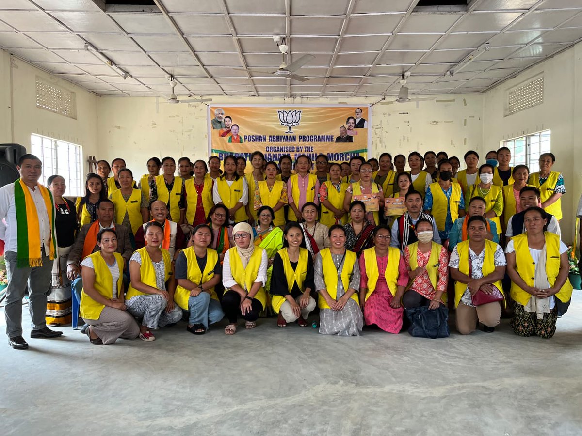 MahilaMNagaland's tweet photo. #BJMMPoshanAbhiyan BJPMM Nagaland organized the program at Jalukie,Peren,where a good number of Anganwadi &amp;Asha workers attended @smritiirani @VanathiBJP @JPNadda @blsanthosh @AlongImna @SujataPadhyBJP @BJPMahilaMorcha @BJP4Nagaland https://t.co/mwnxcSh0oP
