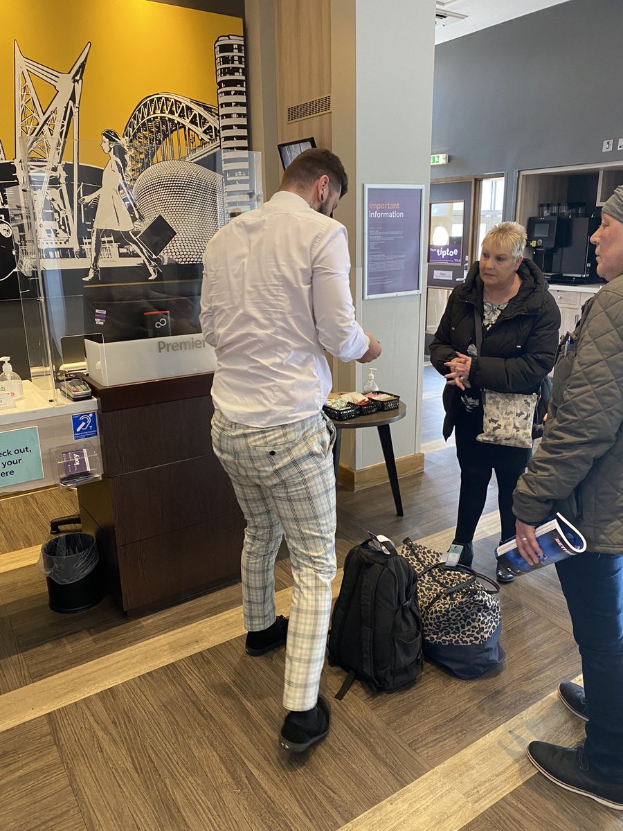 GentleMedia1's tweet photo. Then after knocking on this office door continuously This character tucks his shirt in and appears. New uniform#premierinn https://t.co/UQQxgxv97V