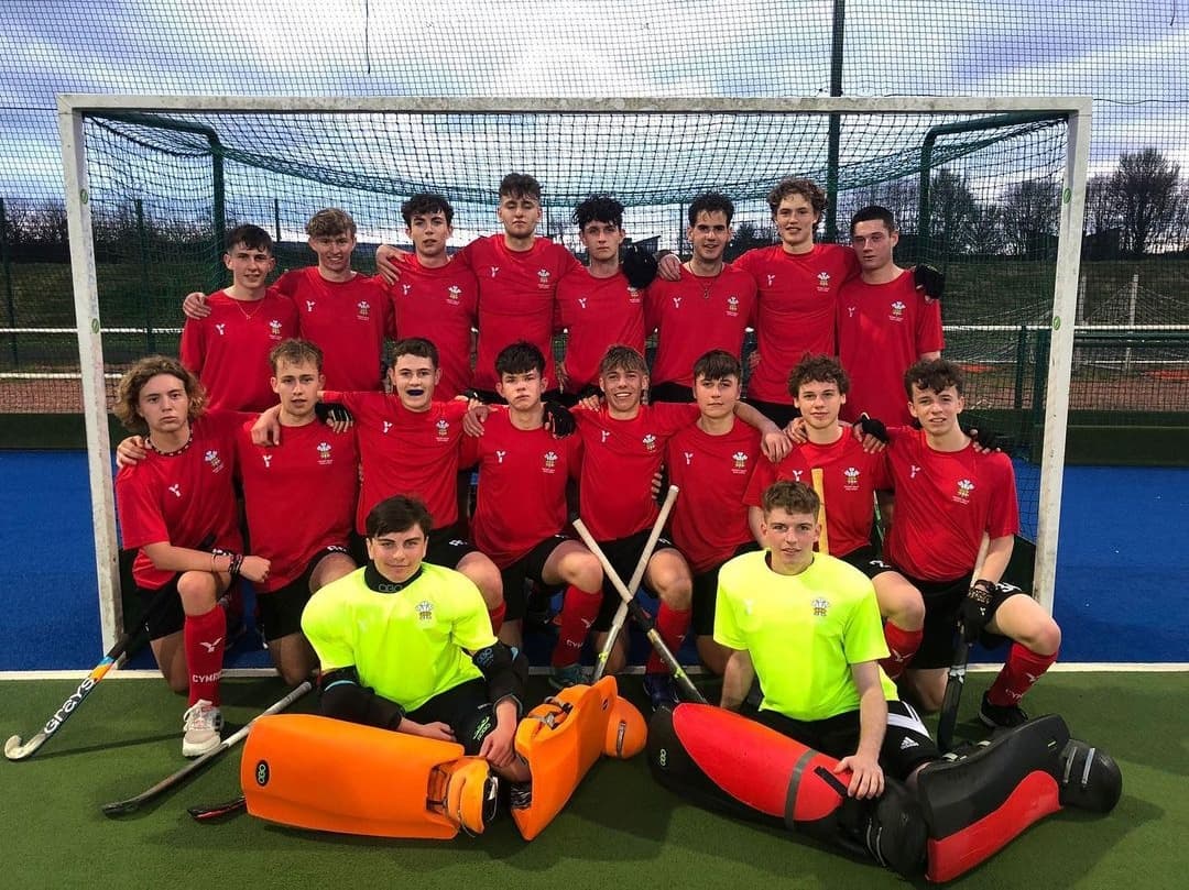 WilliamMorgan_1's tweet photo. What an experience!
🏴󠁧󠁢󠁷󠁬󠁳󠁿2-1🏴󠁧󠁢󠁳󠁣󠁴󠁿
Series win ✅
Thank you @OBOhockeyUK for the support throughout, can't wait for the next one
@WHCYouth @HockeyWales https://t.co/8IoVQXUswJ