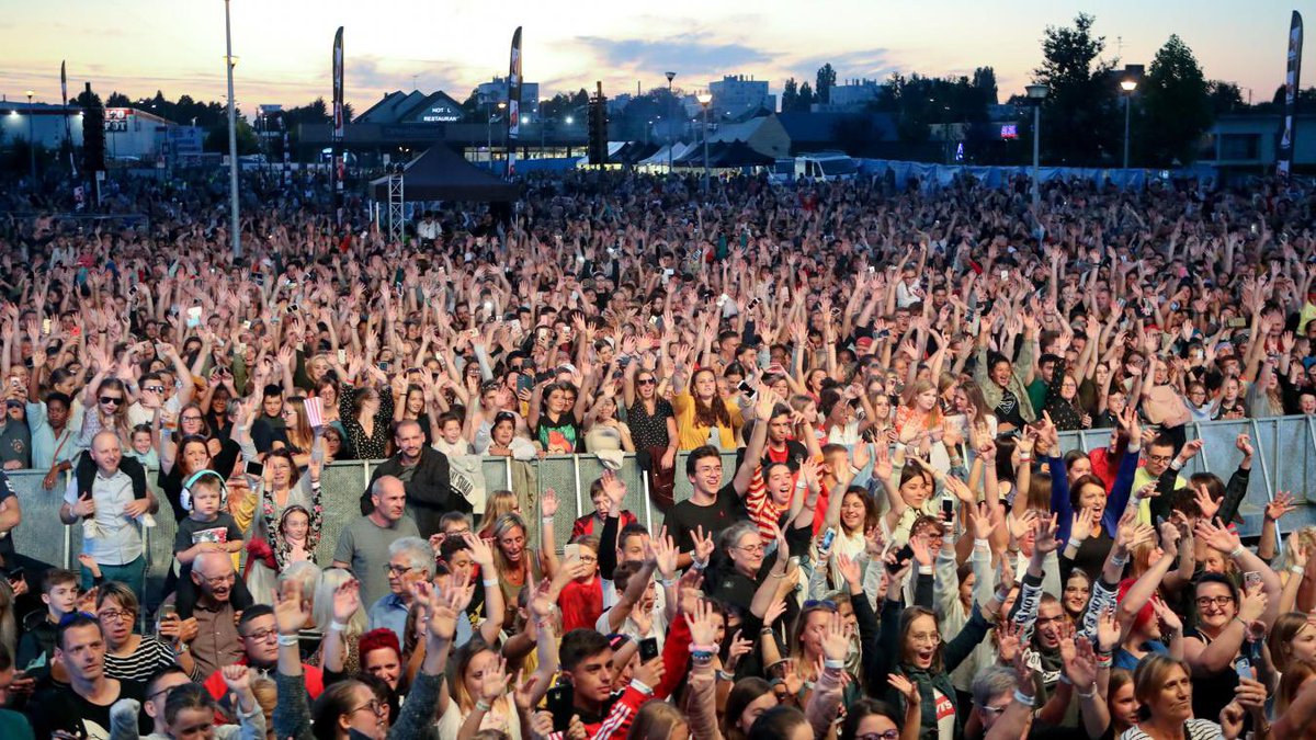 👀 Qui serait chaud pour un énorme concert en Alsace avec toutes vos stars préférées ? 

Écoutez NRJ aujourd’hui ⚡️🫠