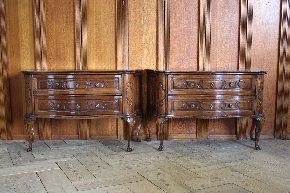 BrownriggUK's tweet photo. Pair of Late 19th Cent Italian Walnut Serpentine Commodes in the 18th Cent Taste
https://t.co/punmZ50oY3
#serpentinecommode #walnutcommode #antiqueserpentinecommode #walnutfurniture https://t.co/z4mSI5pEkT